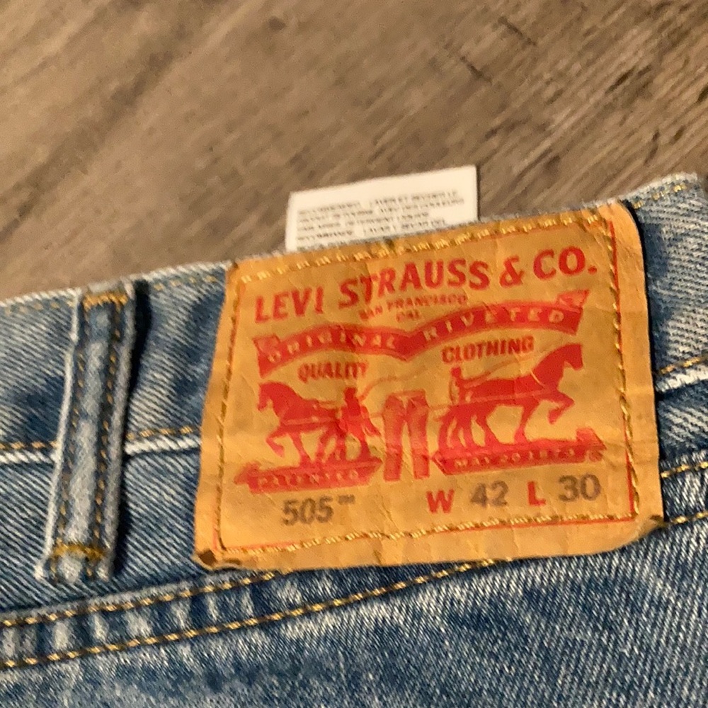 Levi jeans
